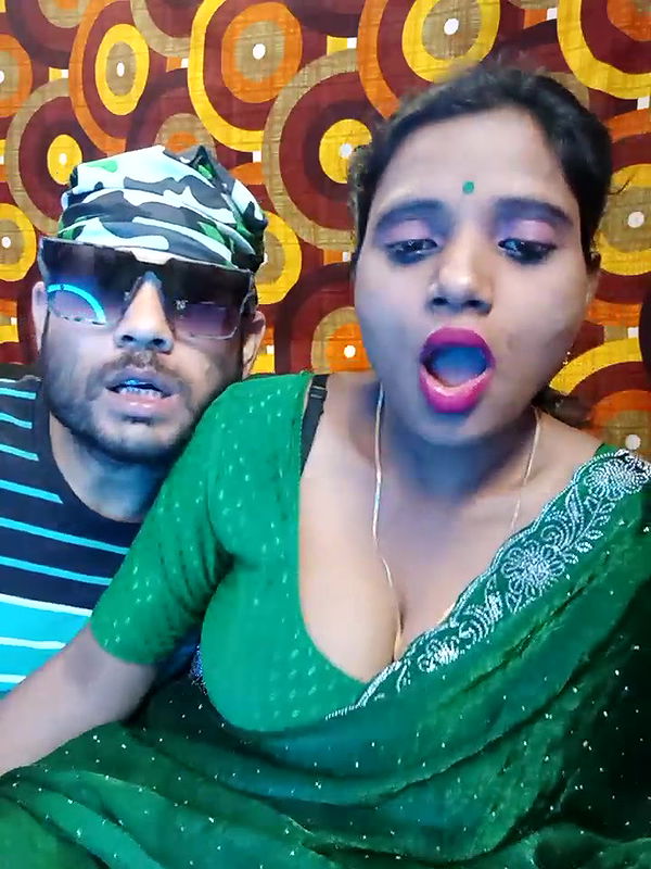 Stripchat-Public.Show-c-Riya_sam69-2025.06.20.045434