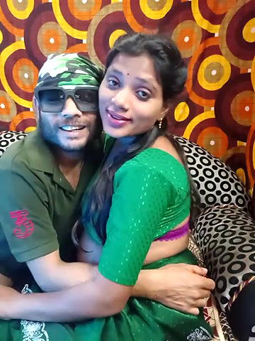 Stripchat-Public.Show-c-Riya_sam69-2025.06.21.190302