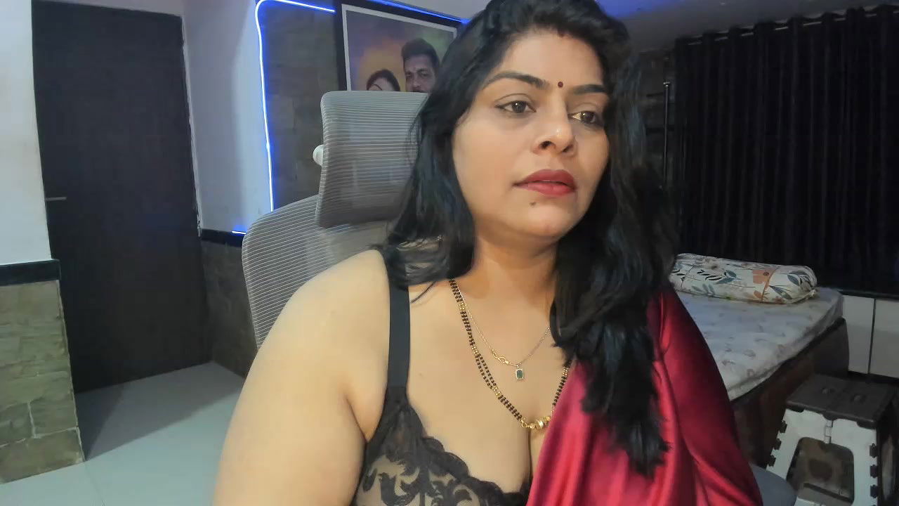 Stripchat-Public.Show-c-tarivishu23-2024.08.31.131744