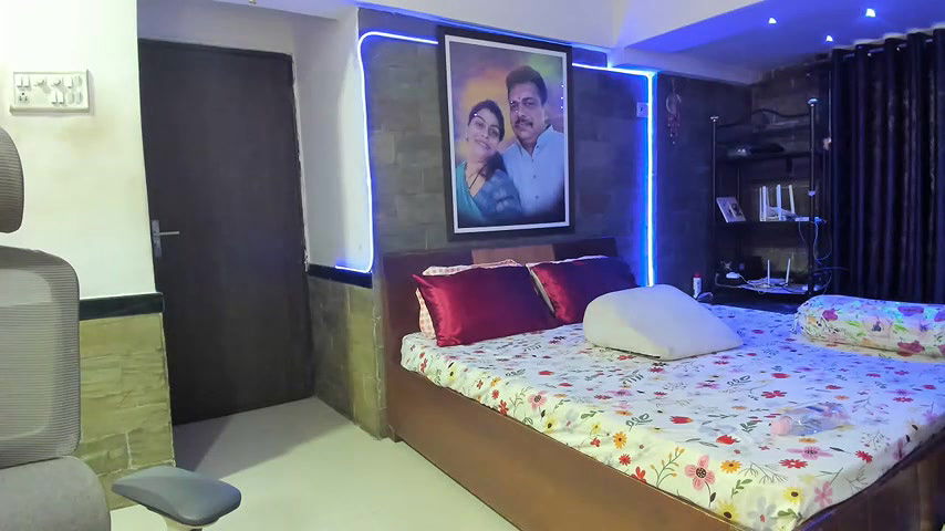 Stripchat-Public.Show-c-tarivishu23-2024.12.21.014436