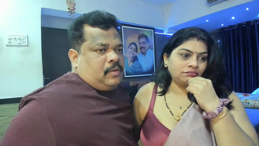 Stripchat-Public.Show-c-tarivishu23-2024.12.25.152503