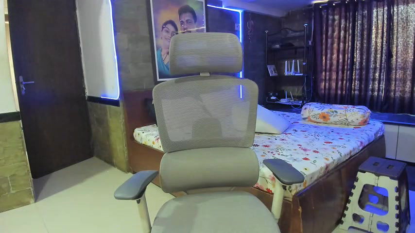 Stripchat-Public.Show-c-tarivishu23-2025.01.25.033126