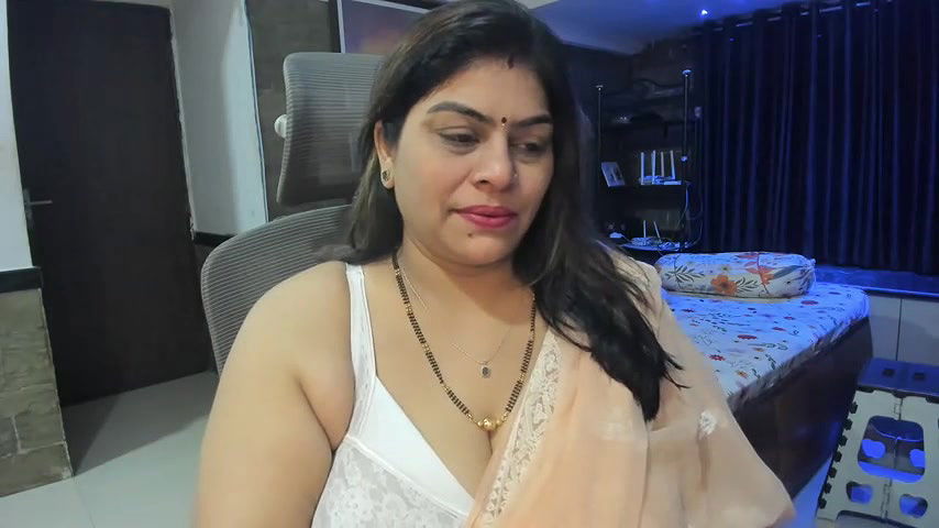 Stripchat-Public.Show-c-tarivishu23-2025.01.27.003136