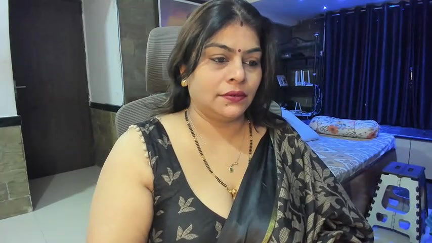 Stripchat-Public.Show-c-tarivishu23-2025.02.12.012440