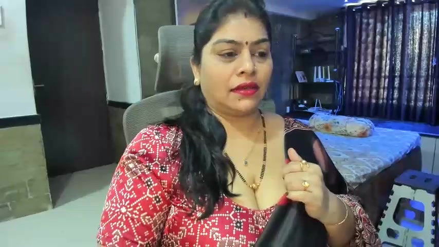 Stripchat-Public.Show-c-tarivishu23-2025.02.13.033553