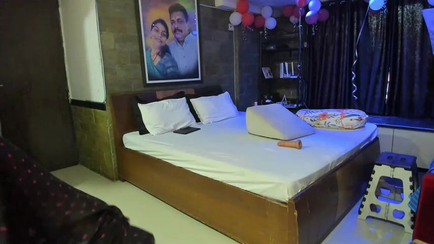 Stripchat-Public.Show-c-tarivishu23-2025.02.17.013633