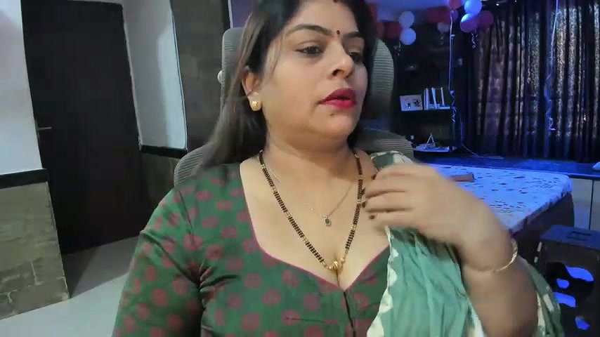 Stripchat-Public.Show-c-tarivishu23-2025.02.19.021319