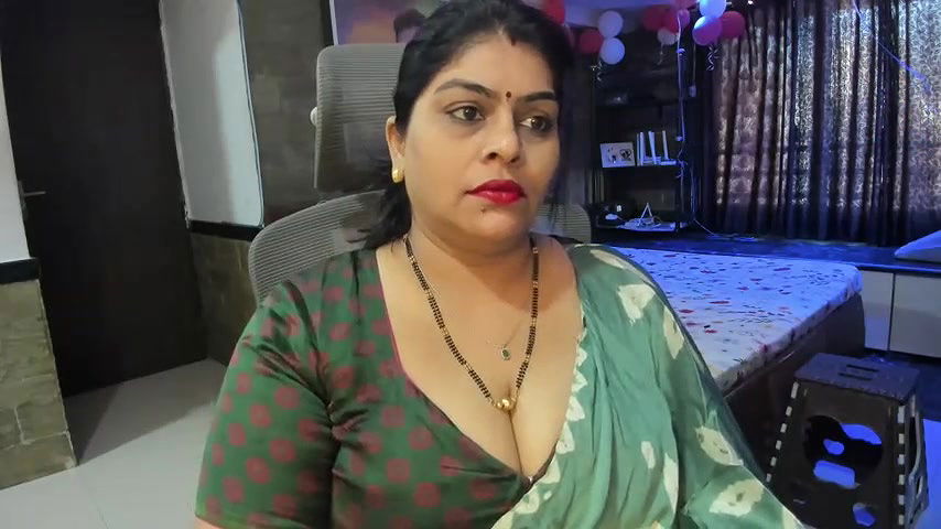 Stripchat-Public.Show-c-tarivishu23-2025.02.19.050000