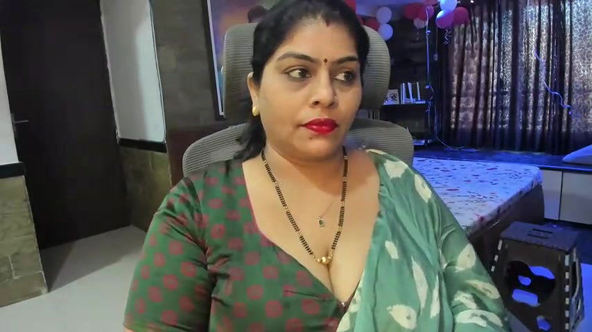 Stripchat-Public.Show-c-tarivishu23-2025.02.19.050000