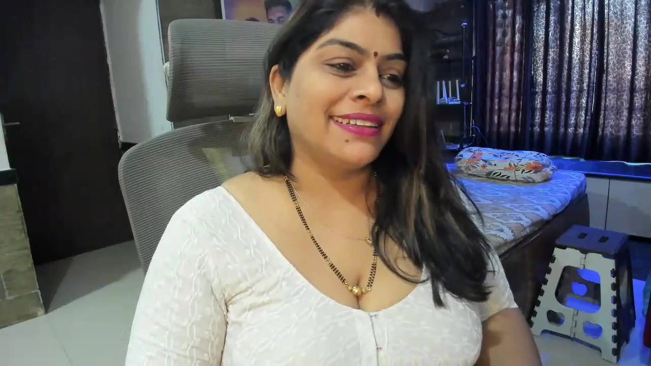 Stripchat-Public.Show-c-tarivishu23-2025.02.24.051401