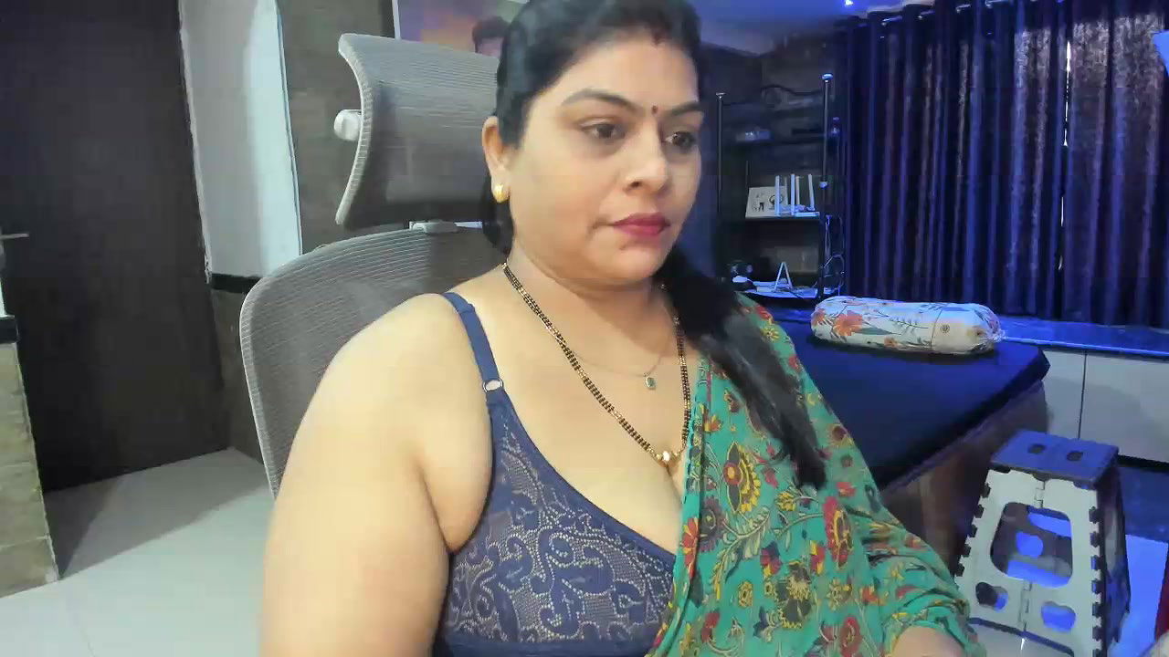 Stripchat-Public.Show-c-tarivishu23-2025.03.07.123216