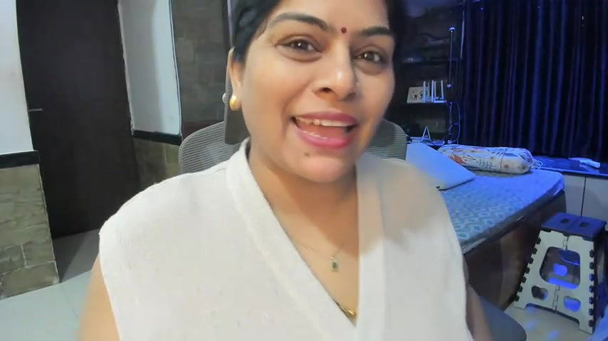 Stripchat-Public.Show-c-tarivishu23-2025.03.12.130552