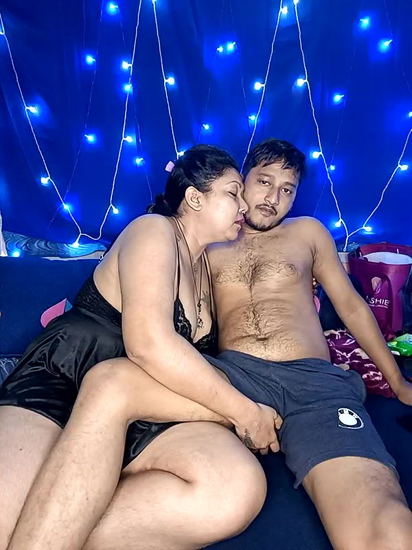 Stripchat-Public.Show-c-YOUR_LOVELY-40-2025.01.22.151514