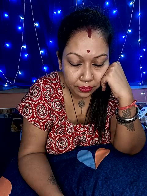 Stripchat-Public.Show-c-YOUR_LOVELY-40-2025.01.24.211358