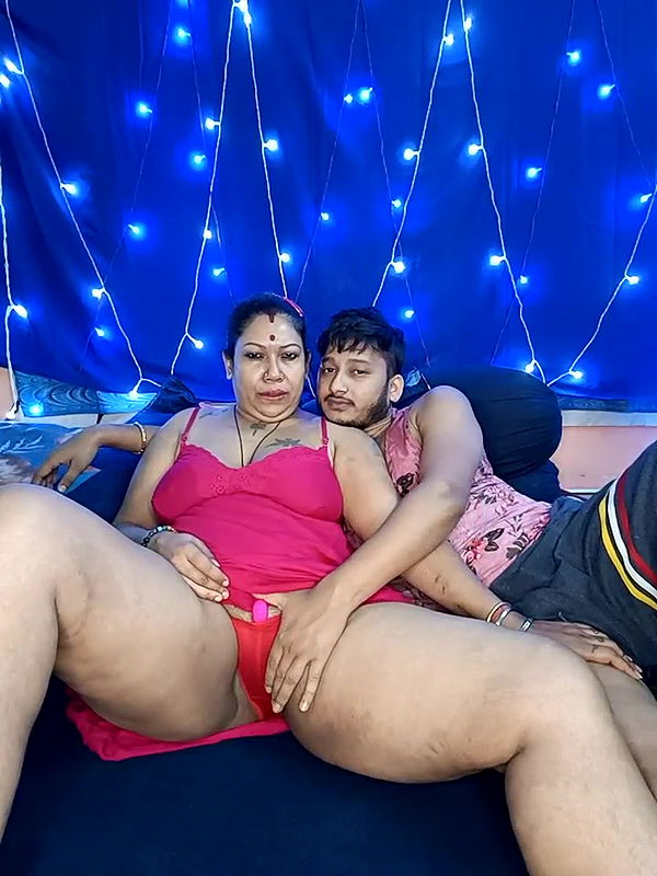 Stripchat-Public.Show-c-YOUR_LOVELY-40-2025.02.02.210659