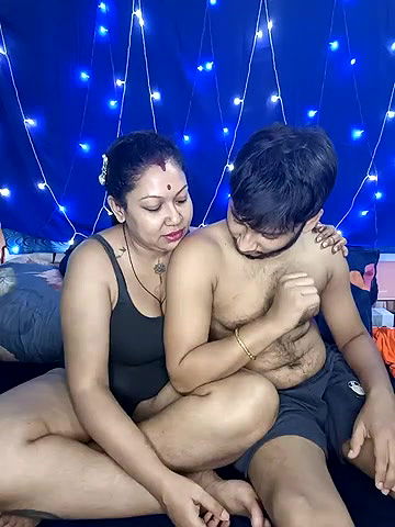 Stripchat-Public.Show-c-YOUR_LOVELY-40-2025.02.11.171011