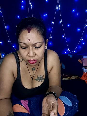 Stripchat-Public.Show-c-YOUR_LOVELY-40-2025.02.11.171011