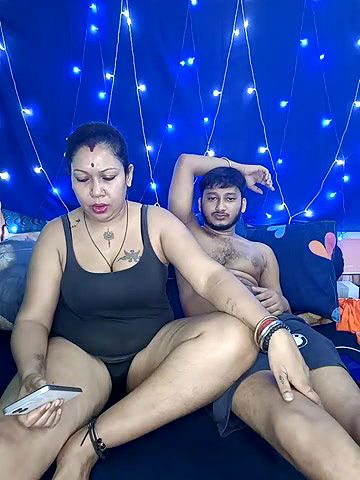 Stripchat-Public.Show-c-YOUR_LOVELY-40-2025.02.11.171011