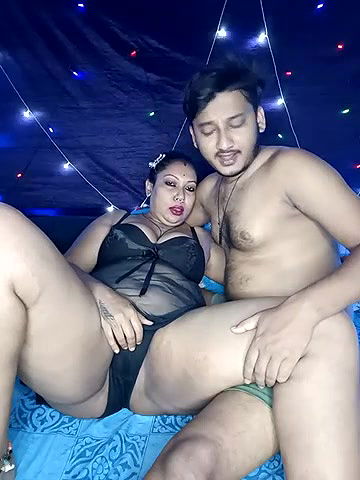 Stripchat-Public.Show-c-YOUR_LOVELY-40-2025.04.12.192752