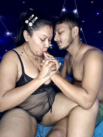 Stripchat-Public.Show-c-YOUR_LOVELY-40-2025.04.12.193127