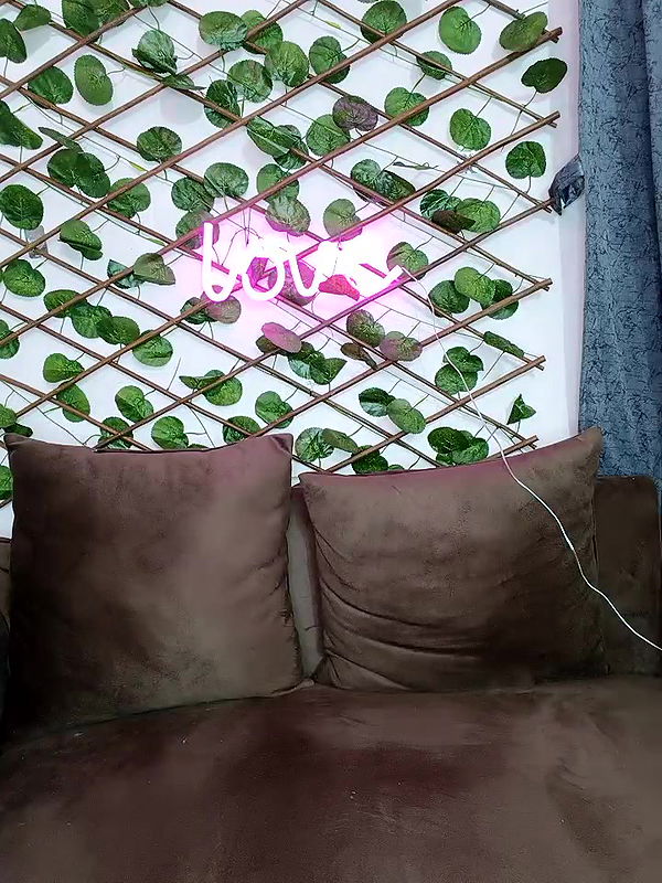 Stripchat-Public.Show-f-Bold-Cat-2024.12.16.203034