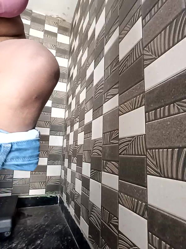 Stripchat-Public.Show-f-Kanak_5-2024.12.16.063359