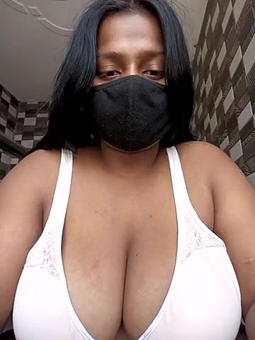 Stripchat-Public.Show-f-Kanak_5-2025.02.25.081400