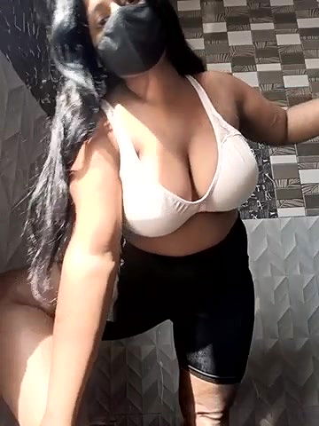 Stripchat-Public.Show-f-Kanak_5-2025.02.25.081400