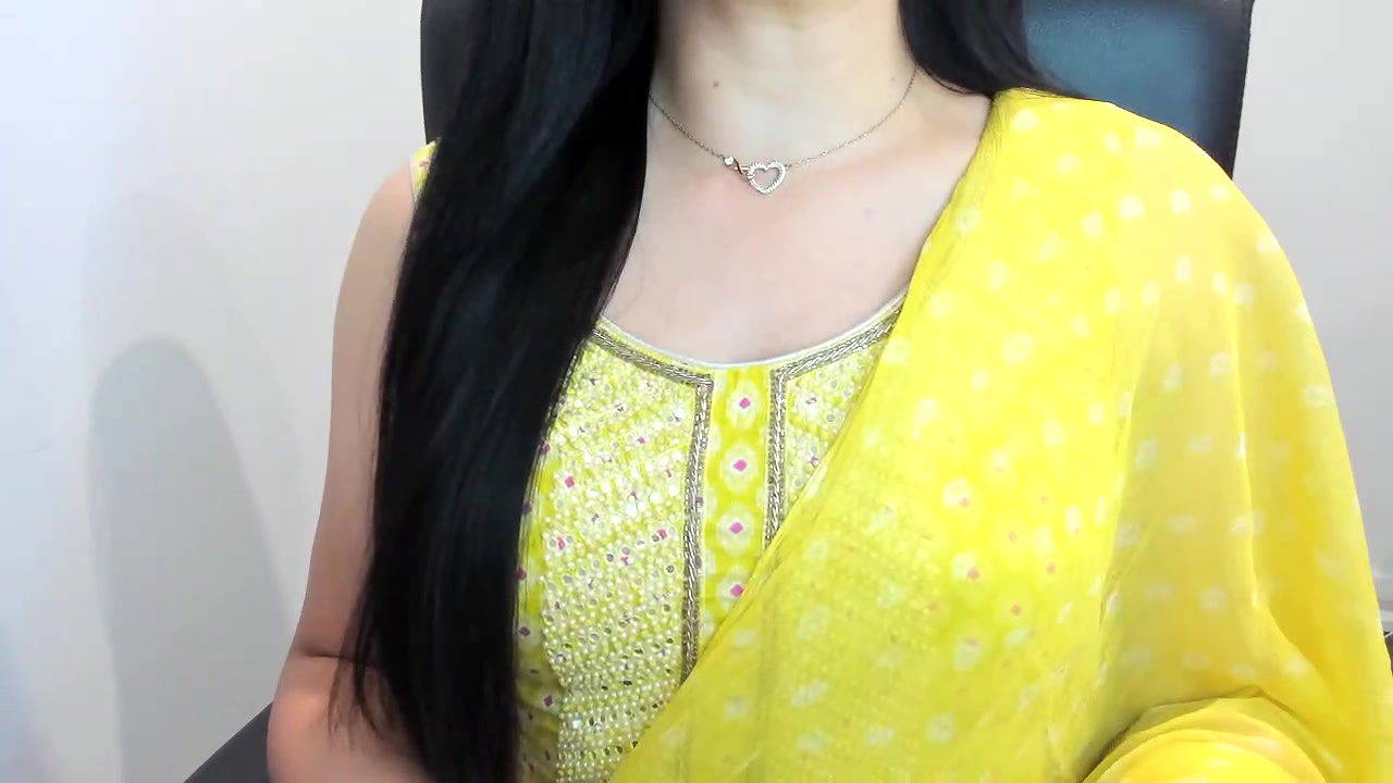 Stripchat-Public.Show-f-TheGoldenGirl-2024.11.08.212215