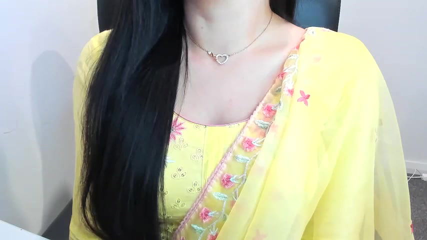 Stripchat-Public.Show-f-TheGoldenGirl-2024.11.22.205404