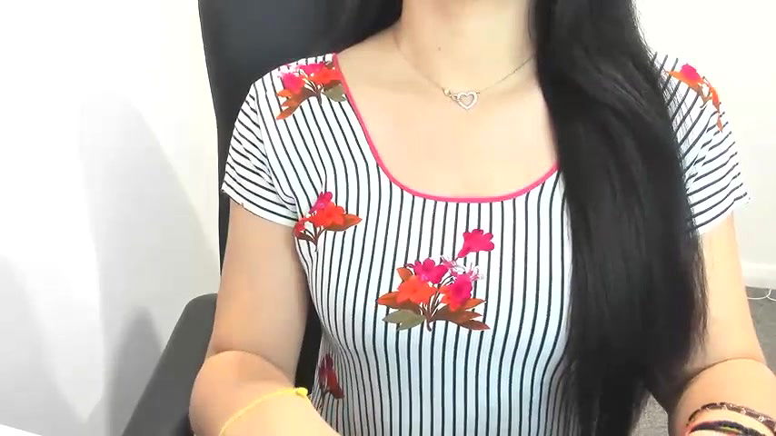 Stripchat-Public.Show-f-TheGoldenGirl-2025.05.02.193515