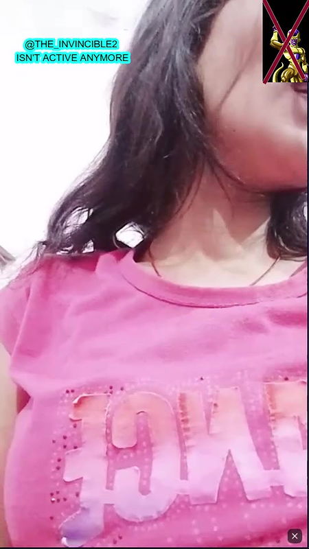 Anshika group show f 7.15