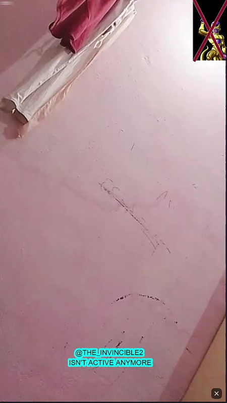 Anshika group show f 7.15