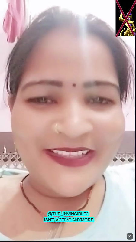 Anshika group show f 7.15