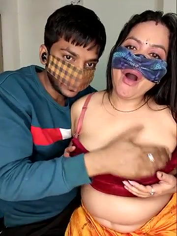 Stripchat-Public.Show-c-Fun_game-2025.03.05.193314