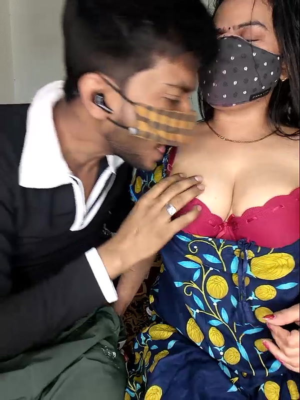 Stripchat-Public.Show-c-Fun_game-2025.03.09.121307