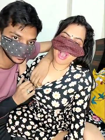 Stripchat-Public.Show-c-Fun_game-2025.05.02.171309