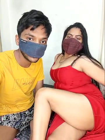 Stripchat-Public.Show-c-Fun_game-2025.05.03.220955