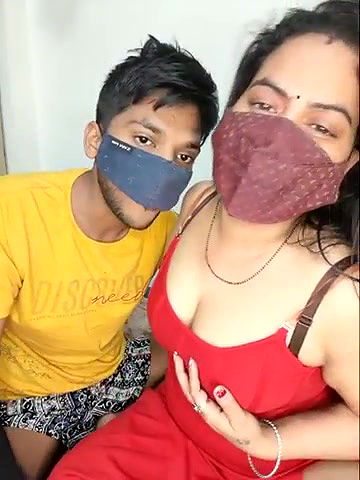 Stripchat-Public.Show-c-Fun_game-2025.05.03.221432