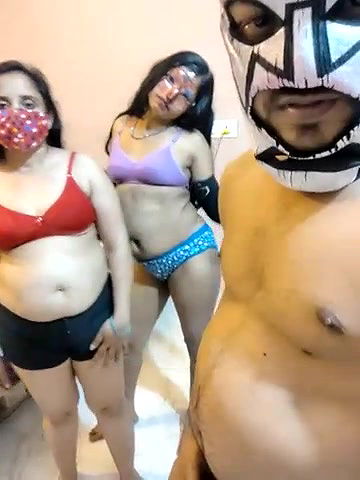 Stripchat-Public.Show-c-Hot_mina8585-2025.03.11.175321