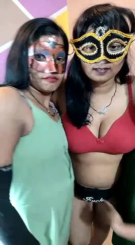 Stripchat-Public.Show-c-Hot_mina8585-2025.03.15.181735