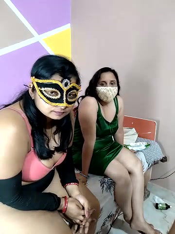 Stripchat-Public.Show-c-Hot_mina8585-2025.03.17.213645