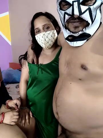 Stripchat-Public.Show-c-Hot_mina8585-2025.03.17.213645