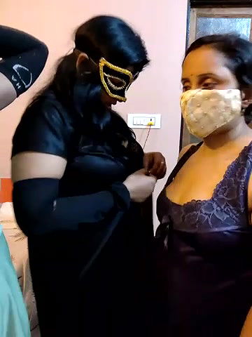 Stripchat-Public.Show-c-Hot_mina8585-2025.03.18.193034