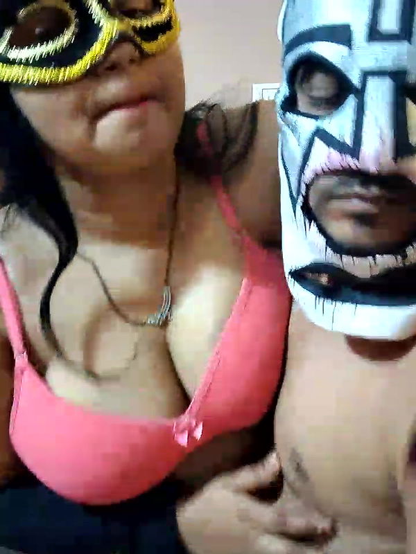 Stripchat-Public.Show-c-Hot_mina8585-2025.05.04.023428