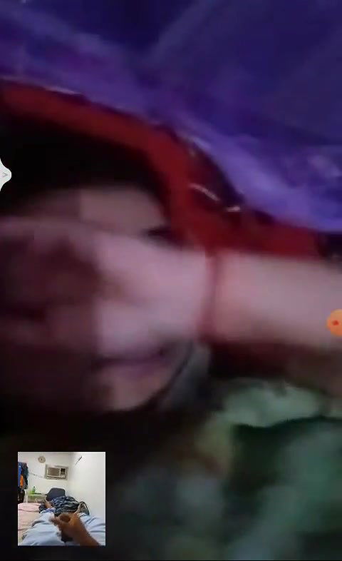 Sexy Bhabhi Shows Boobs and Pussy On VC