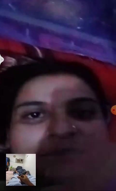 Sexy Bhabhi Shows Boobs and Pussy On VC