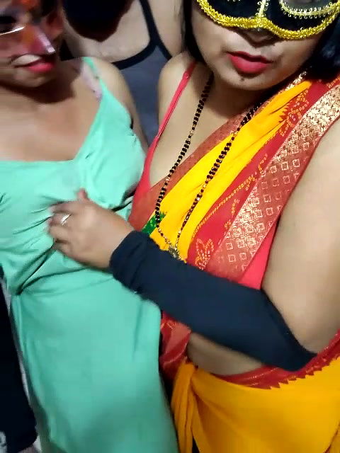 Stripchat-Public.Show-c-Hot_mina8585-2025.05.12.185622