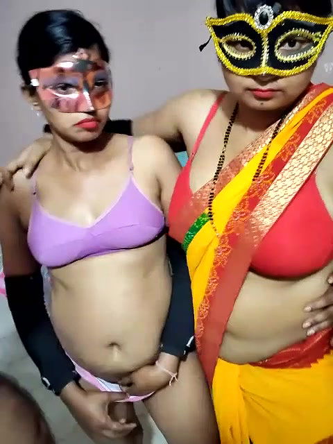 Stripchat-Public.Show-c-Hot_mina8585-2025.05.12.185622