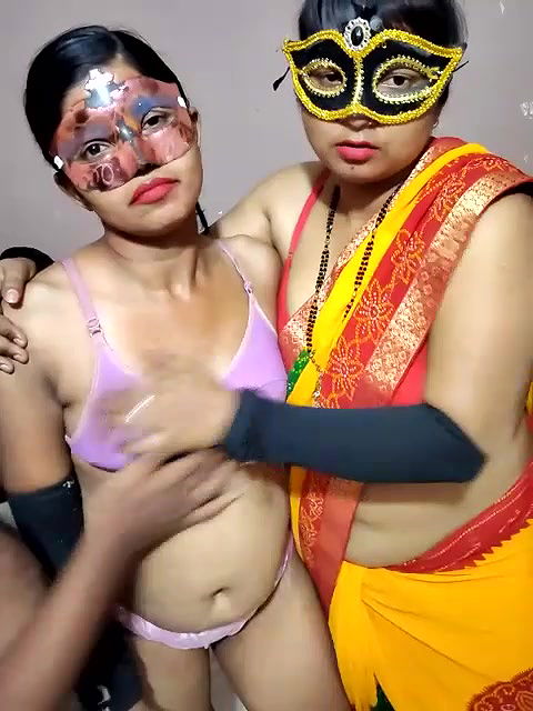 Stripchat-Public.Show-c-Hot_mina8585-2025.05.12.185622